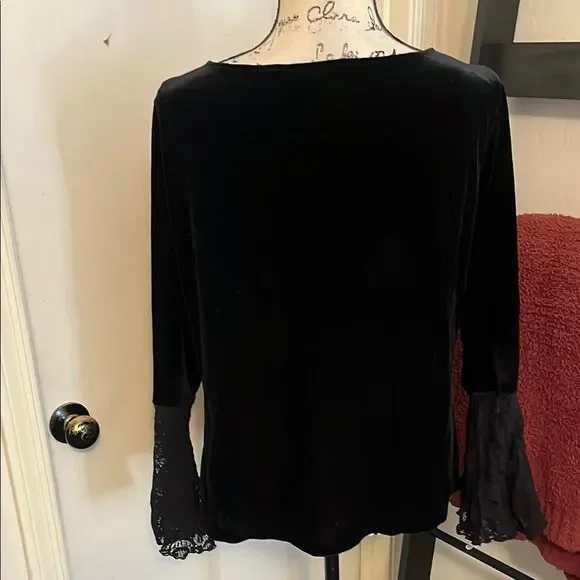 Vintage Nan Black Velour V-Neck Lace Sleeves Pullover Top Goth Emo Witchy - Picture 5 of 8